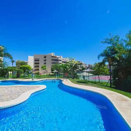 Apartmán Cubo's Urban Brigitte & Parking Torremolinos