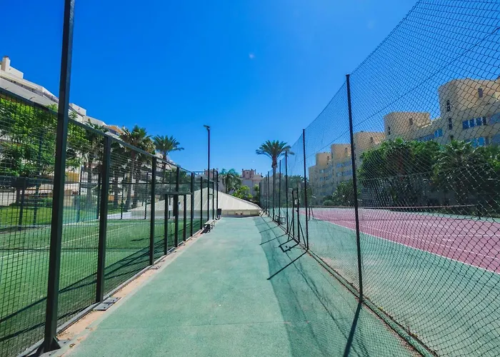 Cubo's Urban Brigitte & Parking Apartmán Torremolinos