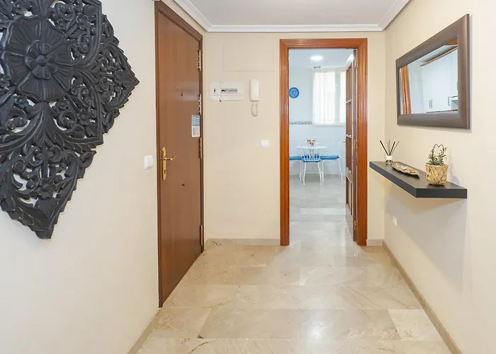 Cubo's Urban Brigitte & Parking * Torremolinos