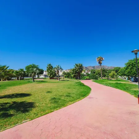 Lägenhet Cubo's Urban Brigitte & Parking Torremolinos